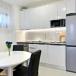 S'akvarel 1 - Private Garage Apartment Split