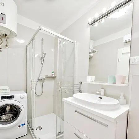 S'akvarel 1 - Private Garage Апартаменти Спліт